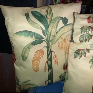 Tropical Print Throw Pillow